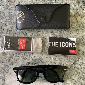 AUTHENTIC RAY-BAN POLARIZED WAYFARE